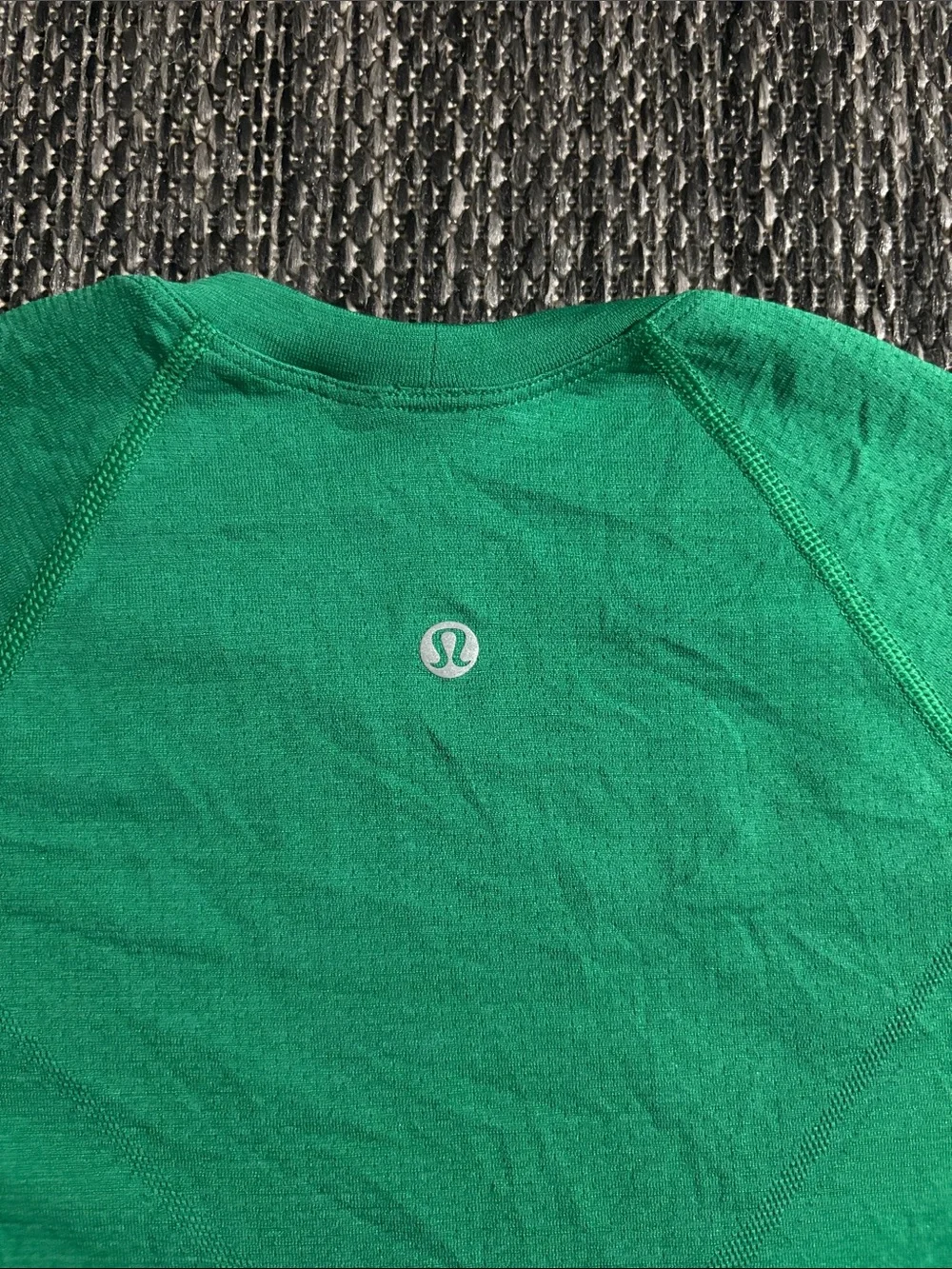Lululemon Swiftly Tech Crop Short Sleeve Shirt Everglade Green Silverescent Sz 2
